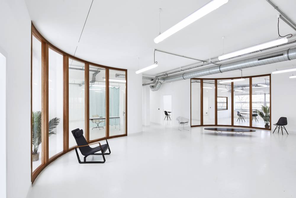 ILO ET CLOISON ACOUSTIQUE ILO ET CLOISON ACOUSTIQUE